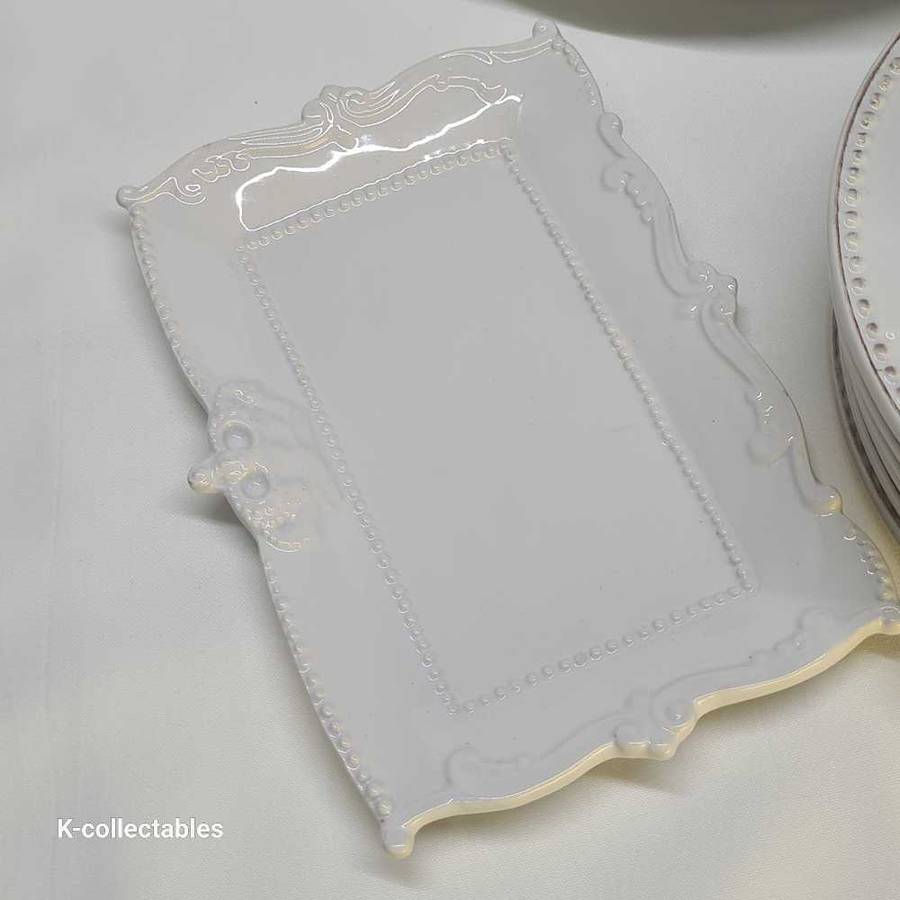 25 pcs ceramic/porcelain table set. Hand made. Biggie best.