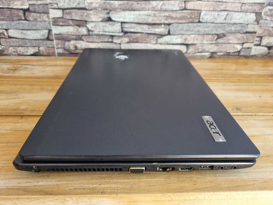 Acer Travel Mate Core i3 Business Spec Laptop/ 6GB RAM/ 320GB HDD/ Windows 10 Pro