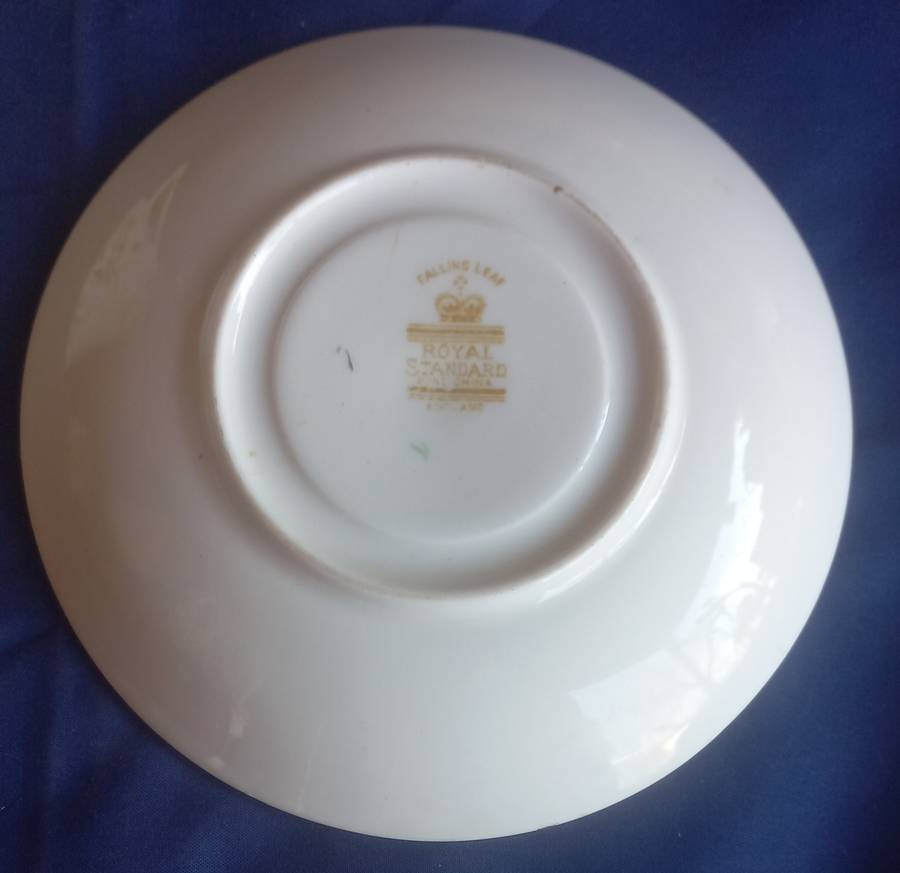 Royal Standard bone china duo (Falling leaf)