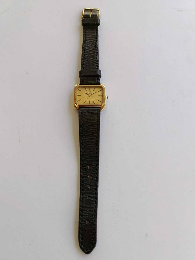 Omega De Ville Vintage Gold Square Manual Winding Mens Watch Authentic Not Working
