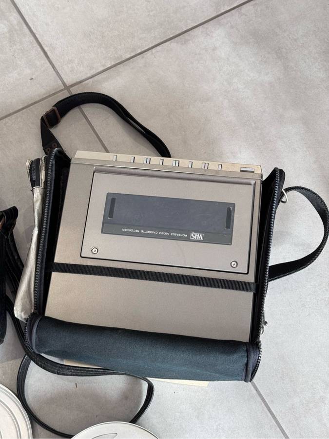 Vintage Photography & Videography Related Items