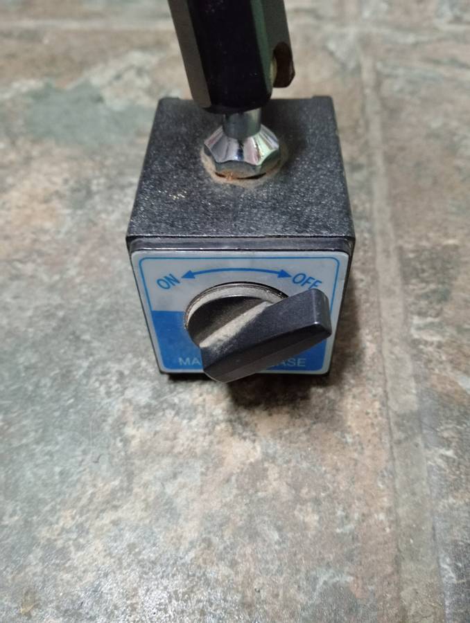 Measure dail and mag base