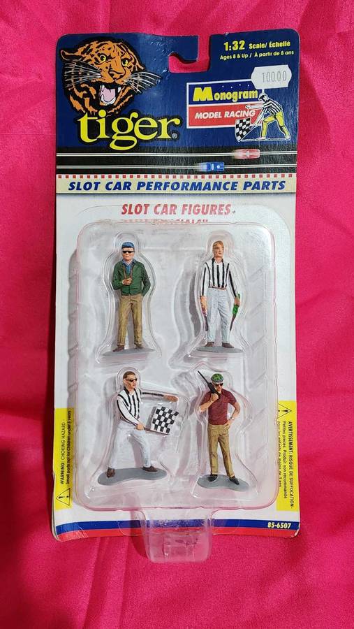 Race Marshall's 1:32