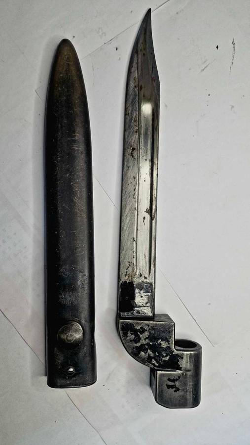 )  Original No 9 Bayonet and Scabbard