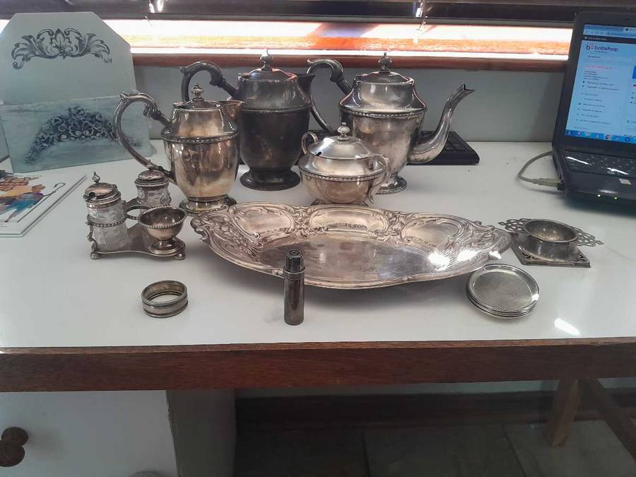 Vintage Teapots ect
