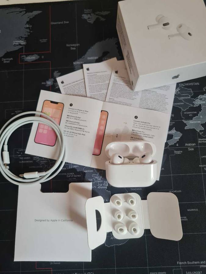 Original Airpods Pro 2nd Gen, almost new with Apple warranty. Expiring 2025