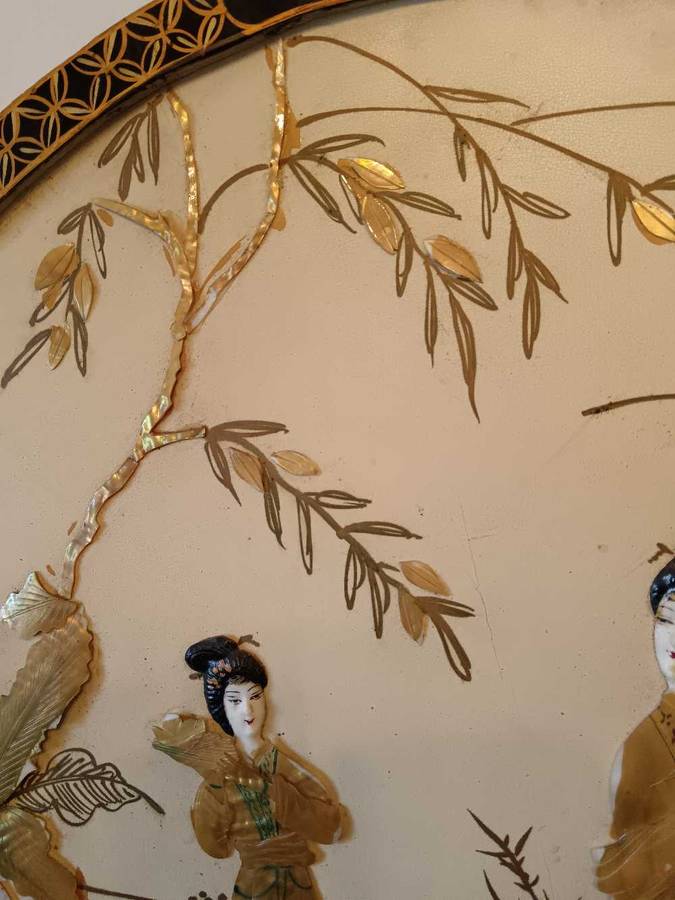 Large  Oriental Round Wall Panel Inlaid Mother of Pearl