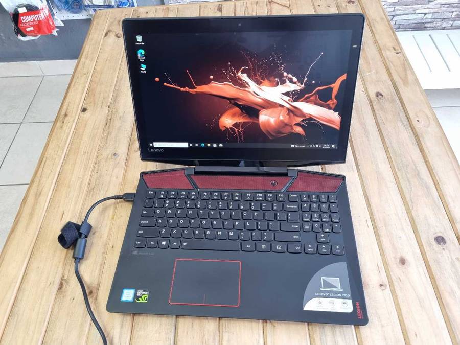 Lenovo Legion Y720 Core i7 - 7700HQ Gaming Laptop / 12GB DDR4 RAM/ 240GB SSD/ GTX 1060 6GB GPU/ FHD