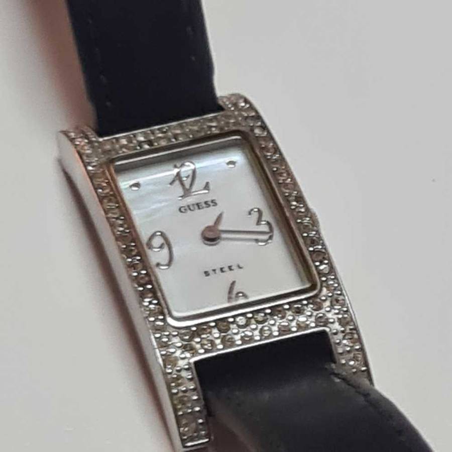 Guess Steel quatz woman's watch