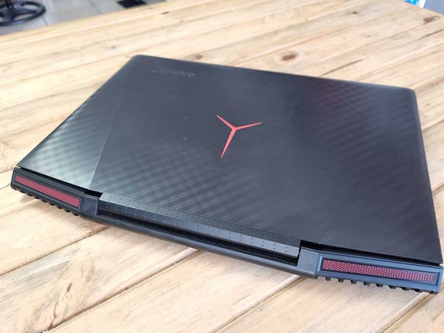 Lenovo Legion Y720 Core i7 - 7700HQ Gaming Laptop / 12GB DDR4 RAM/ 240GB SSD/ GTX 1060 6GB GPU/ FHD