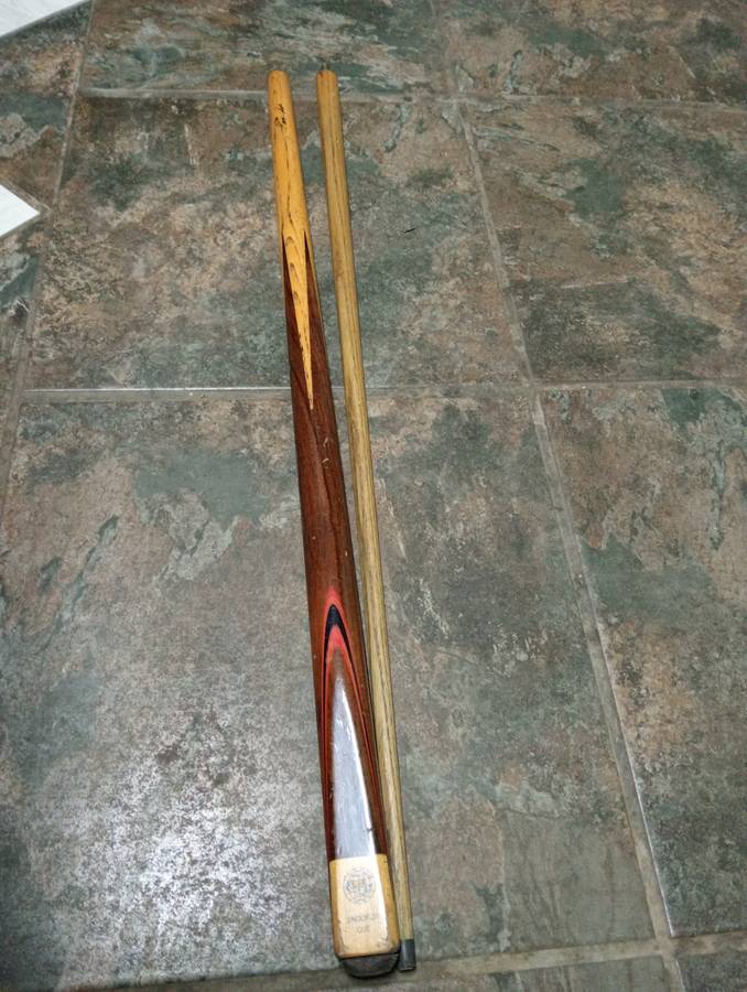 Pool cue