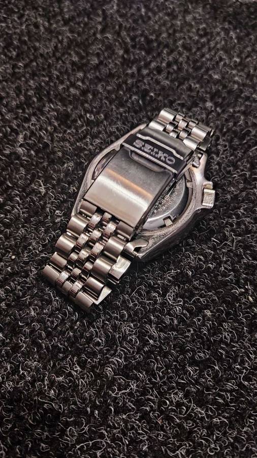 Seiko SKX007 automatic divers watch