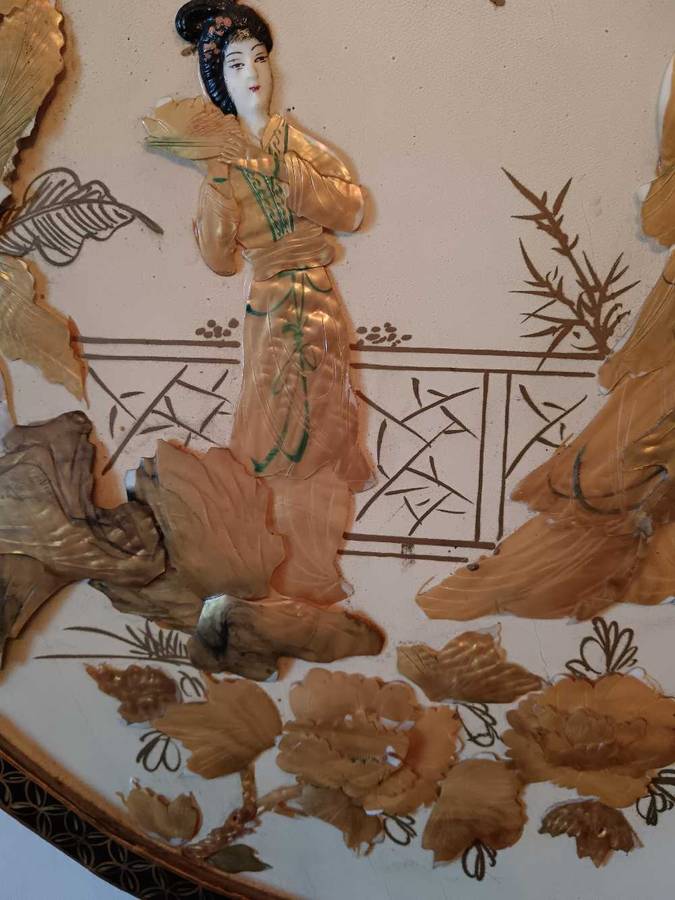 Large  Oriental Round Wall Panel Inlaid Mother of Pearl