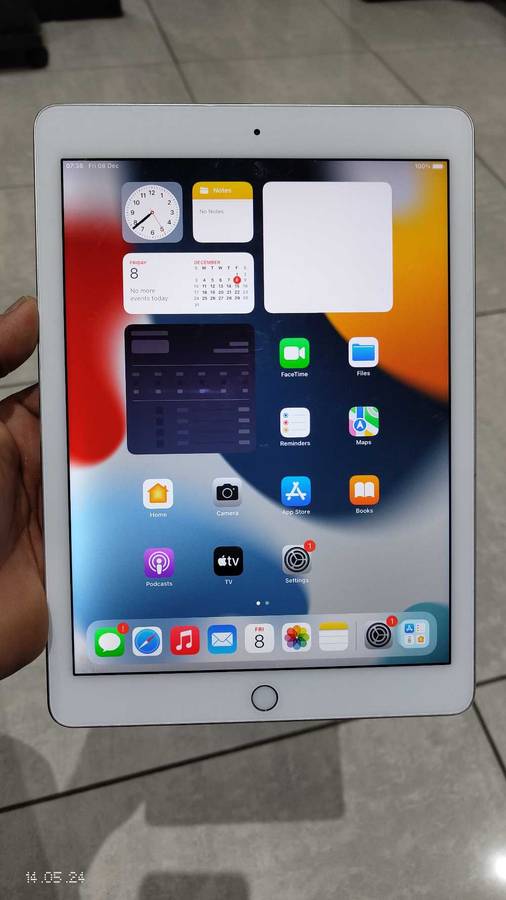 Apple iPad Air 2 32GB WiFi only Silver (Pre Owned)