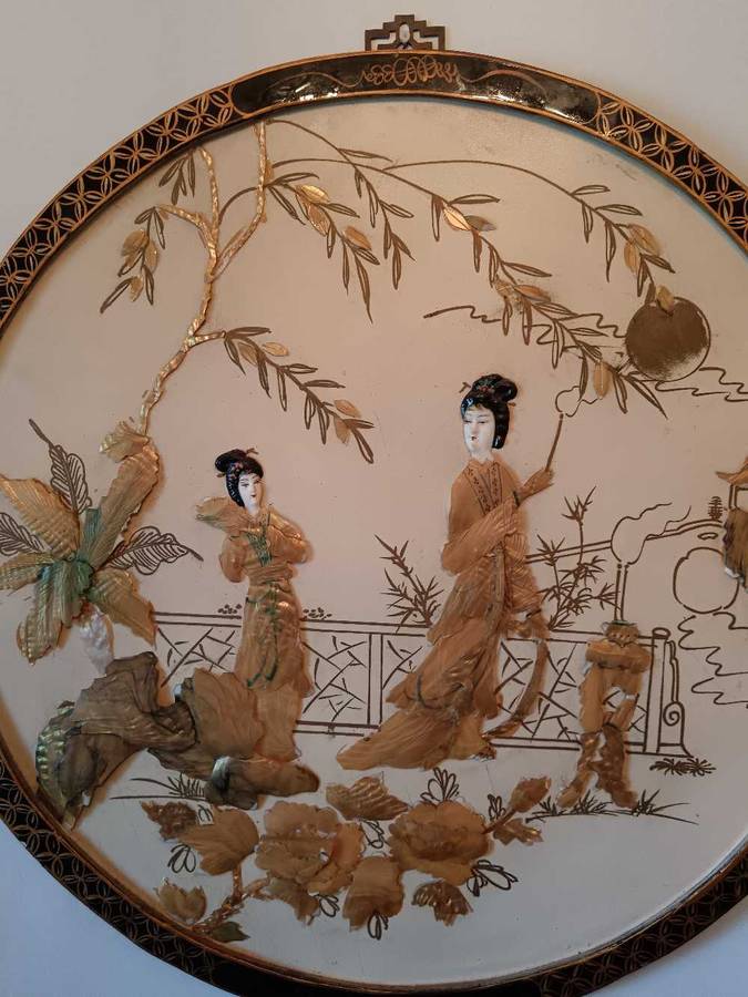 Large  Oriental Round Wall Panel Inlaid Mother of Pearl