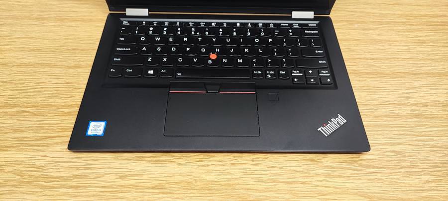 Lenovo Yoga X390