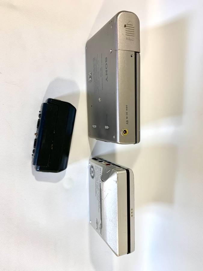 Sony Walkman Bundle (parts / repair)