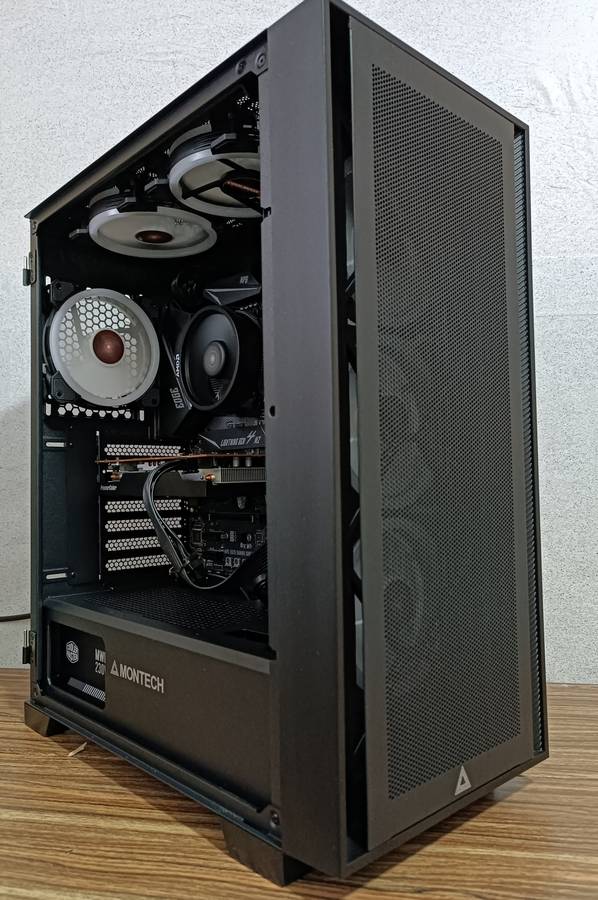 Ryzen 5 Gaming PC*32GB Ram*8GB Graphics*1TB SSD