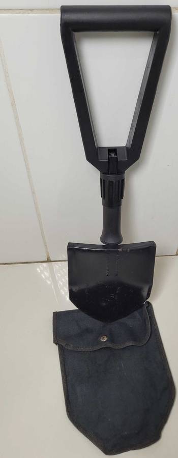 Used Foldable Shovel