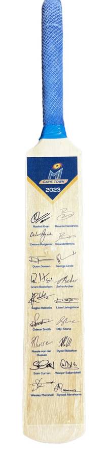 Cricket Bat Mini with Signature Sticker