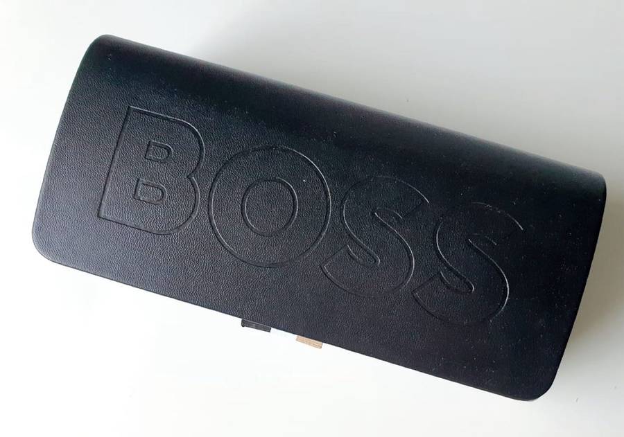 STUNNING FRAMES FROM HUGO BOSS - MODEL 1312 003 - VALUE R2500.00