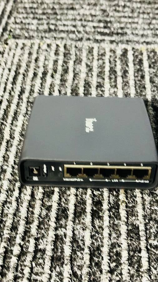 Mikrotik HAP Ac Lite Tower Power Over Ethernet (PoE) Black