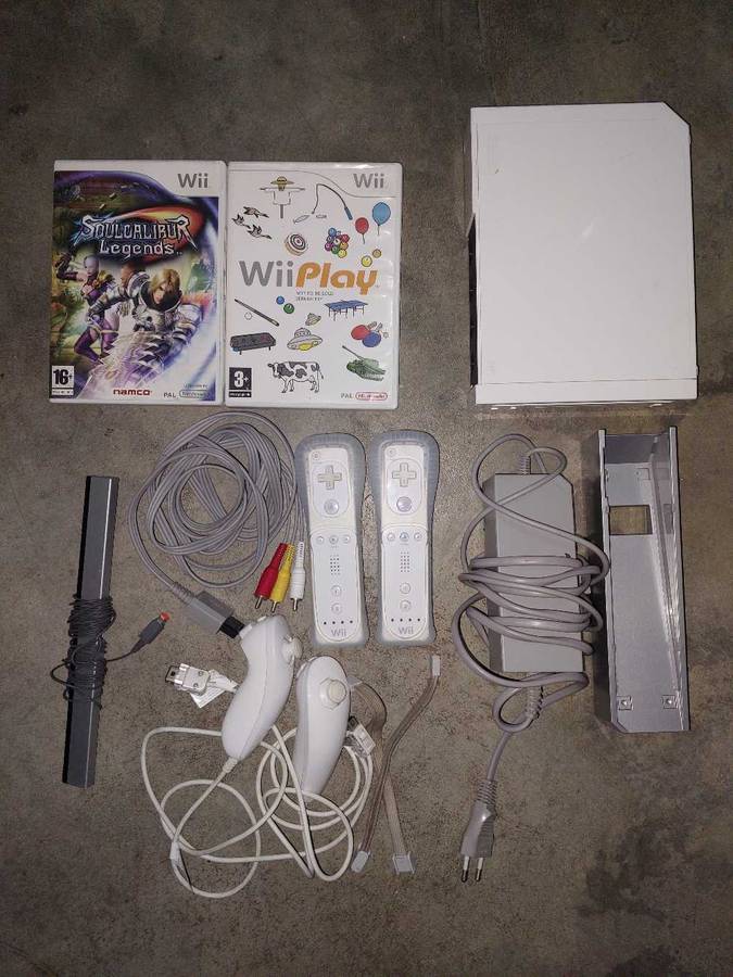 Nintendo Wii Bundle