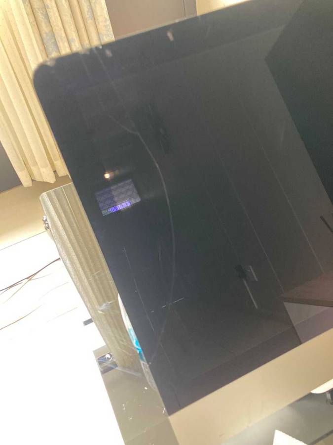 Apple iMac 2017 4K Display  A1418 21.5` 3.0GHz Quad Core i5 1TB HDD 8GB RAM TESTED (See Pictures)