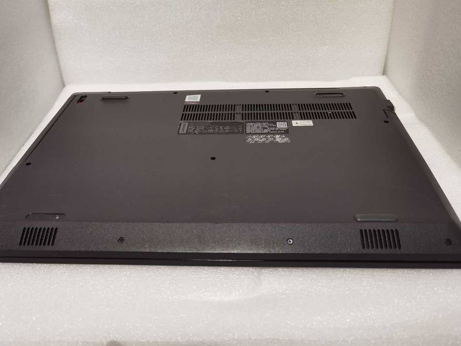 Lenovo Corei5 8th Gen model 81AX, V330
