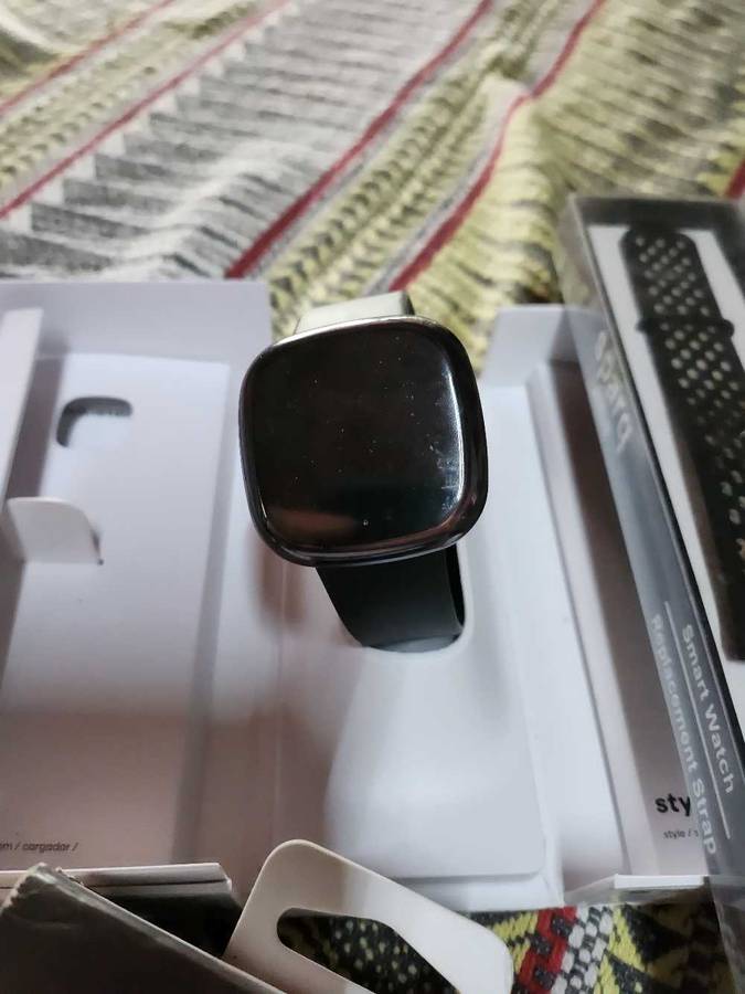 Fitbit Versa 3