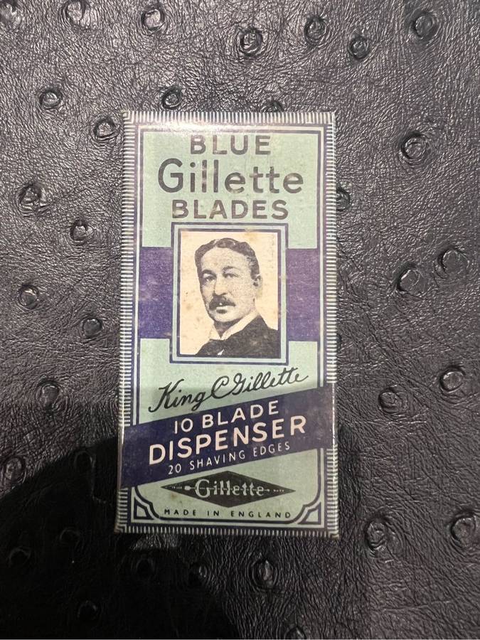 10 Gilette Blue Blades Vintage