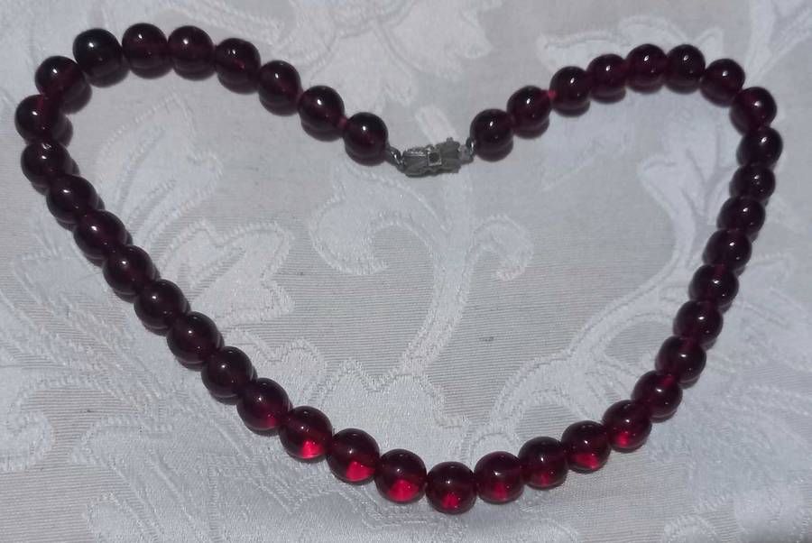 Lovely Vintage Sterling Silver Cherry Red Czech Glass Beads Necklace