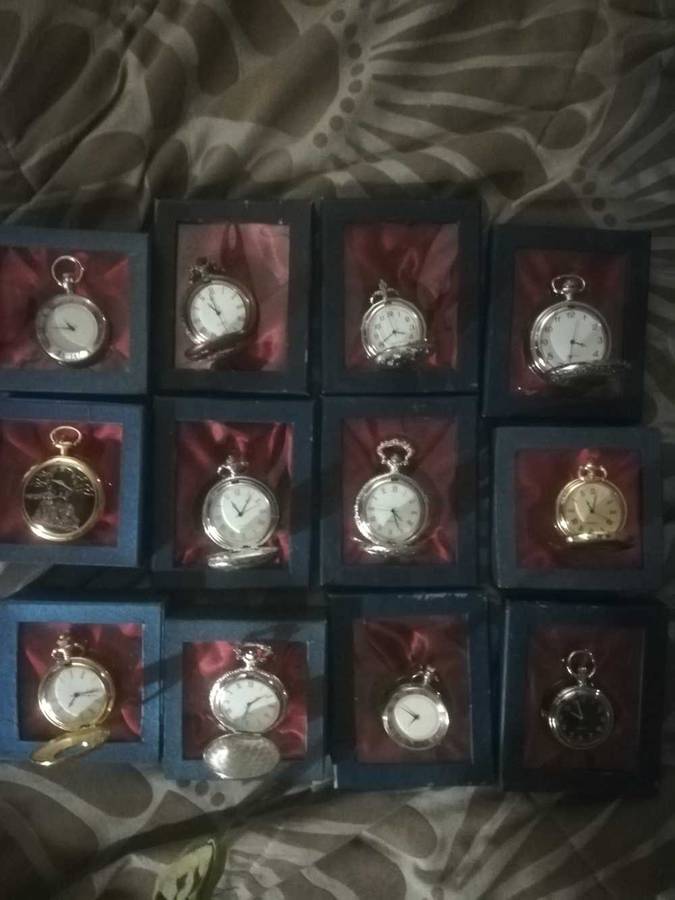 12 pocket watches sold together
