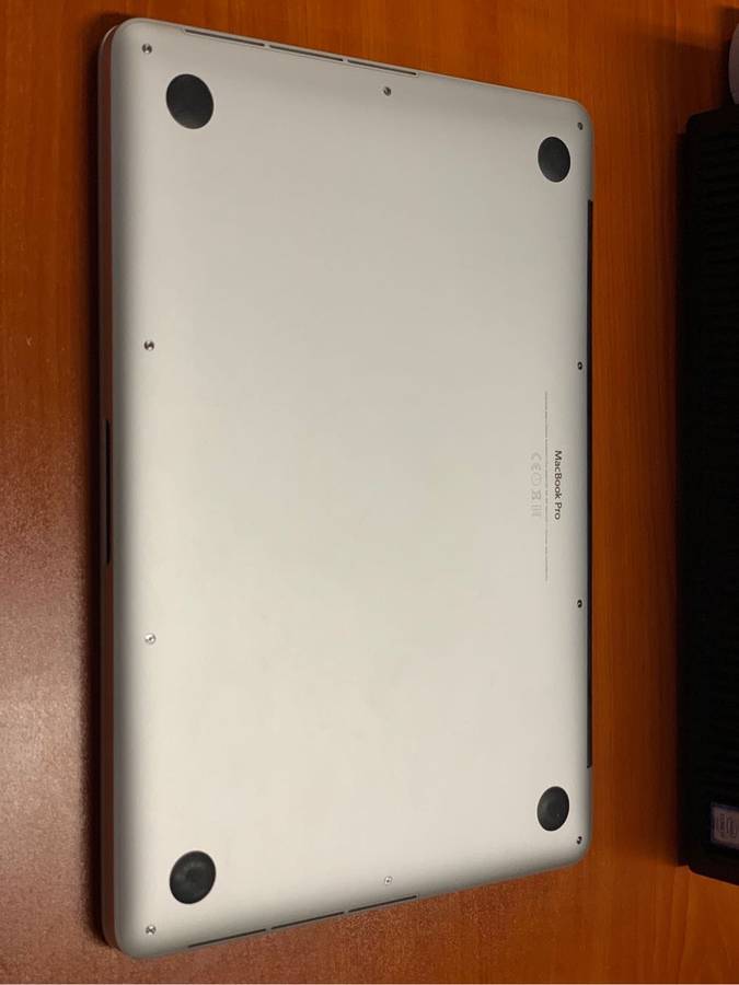 MacBook Pro (Retina display, 13 inch, Early 2015). Good Condition!!!
