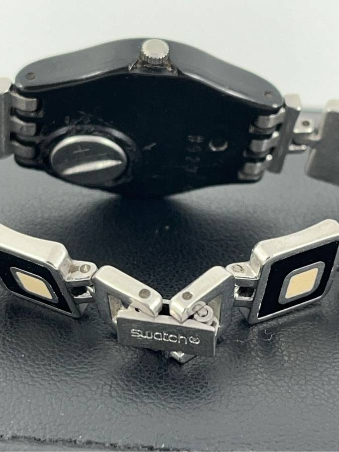 Swatch Ladies wrist watch