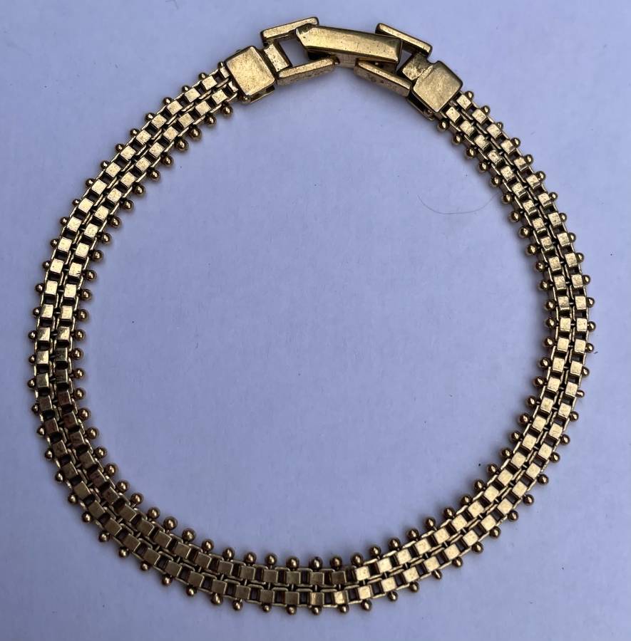 Stunning Vintage Tennis Bracelet