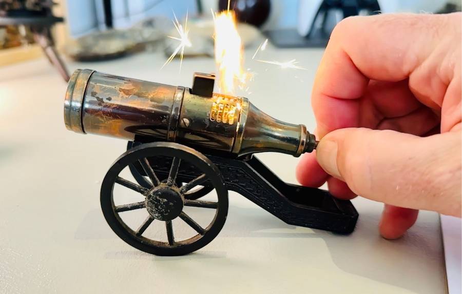 Vintage Canon Lighter