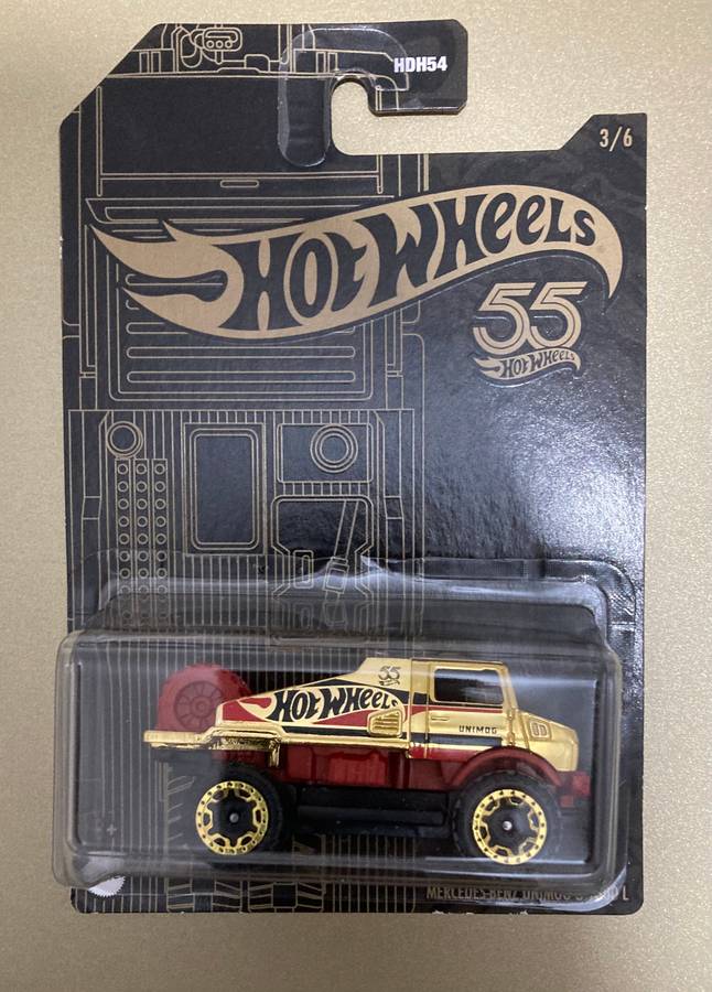 Hot Wheels , Mercedes Unimog U 1300 , 55 anniversary card , chase car