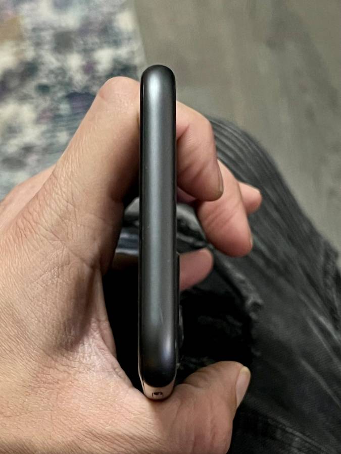 Apple iPhone 11 Please Read