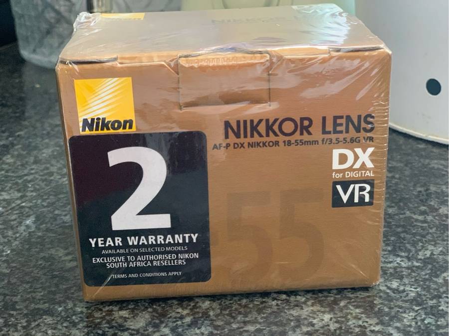 Nikon AF-P DX Nikkor 18-55mm f/3.5-5.6G VR Lens (Brand New & Sealed). Worth R4700!!!