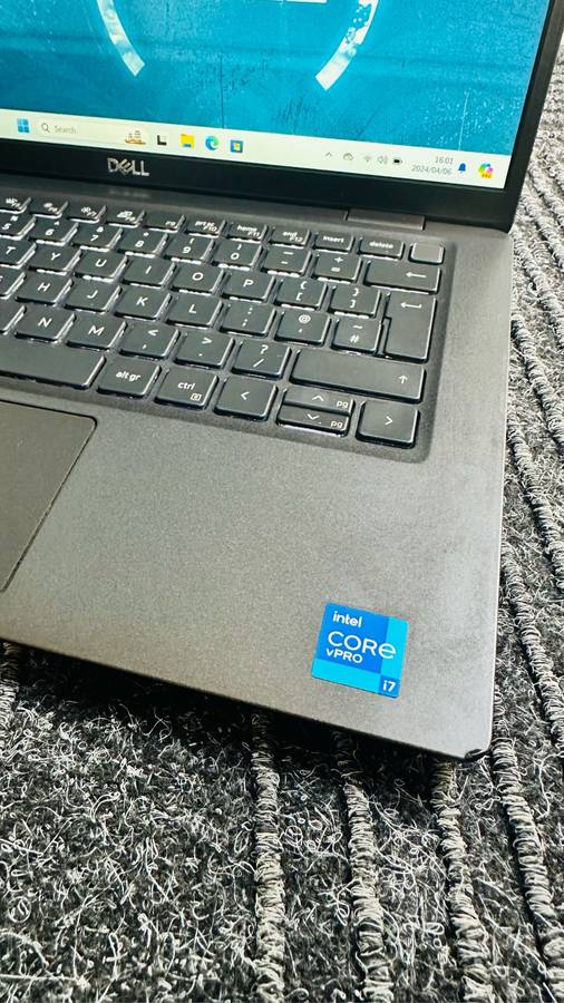 Dell Latitude 7320 13.3-inch Core i7-1185G7 Laptop