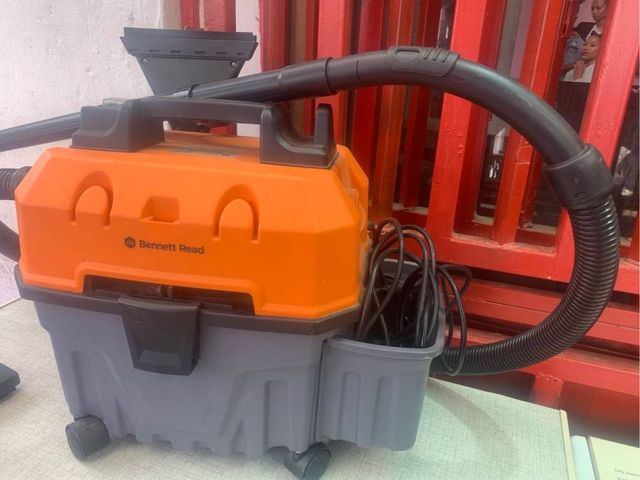 Bennett read vacuum