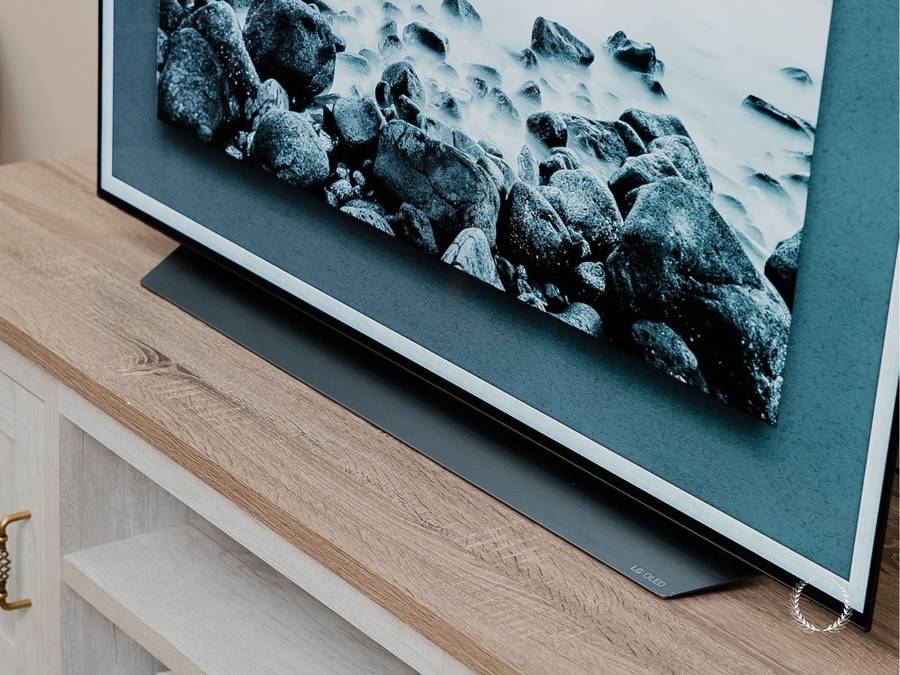 LG OLED 4K/UHD Smart TV C1