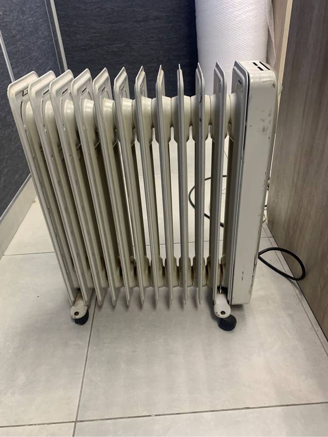 Delonghi  fin oil heater