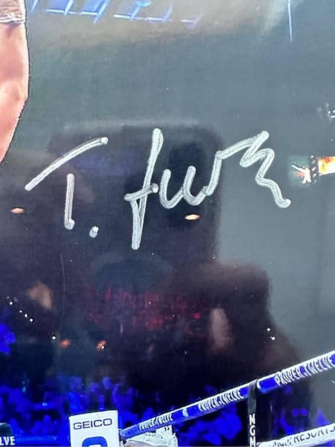 TYSON FURY -  AUTHENTIC AUTOGRAPH - 100% ORIGINAL - WITH COA