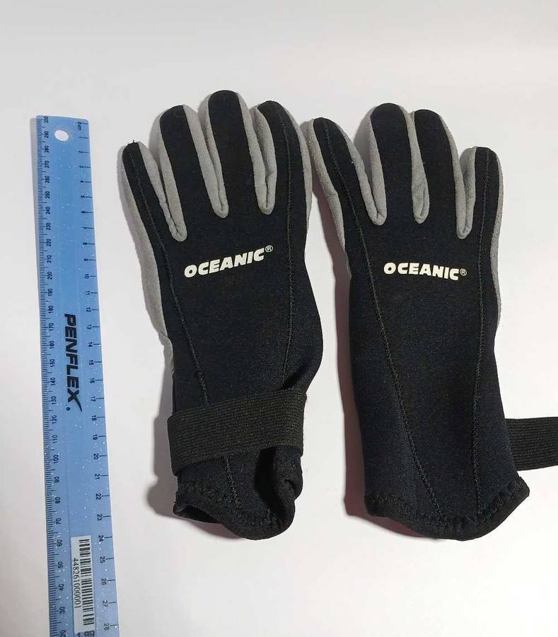 Oceanic Diving Gloves