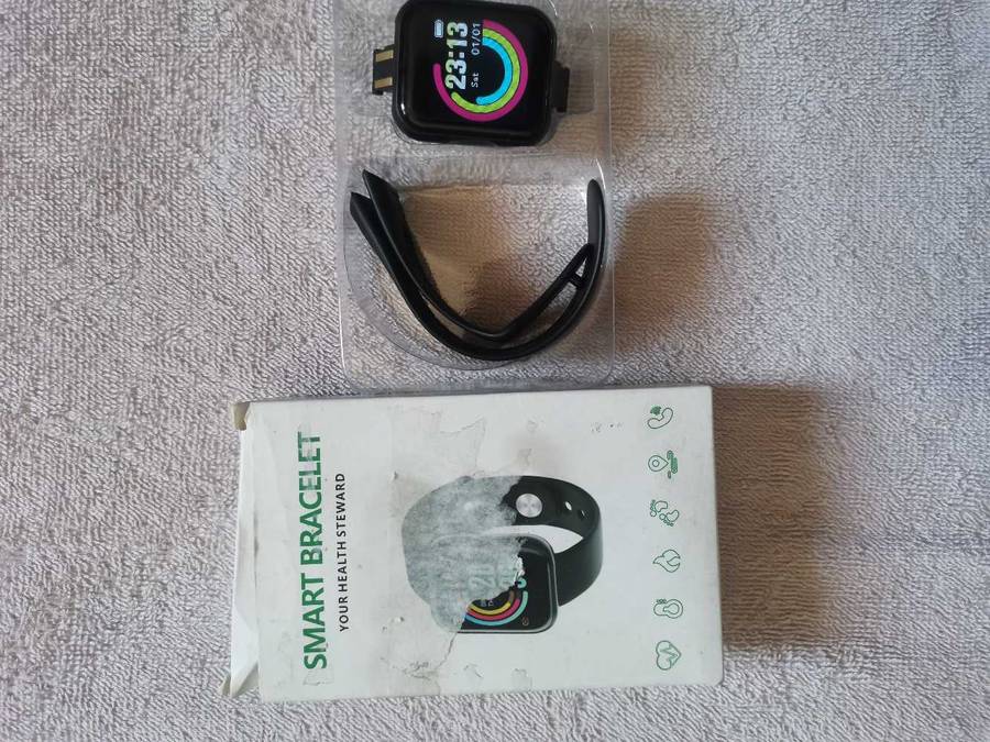 Smart bracelet fitness watch