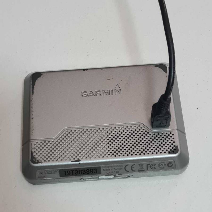 Garmin Nuvi 200 Series GPS Navigation System Navteq 3.5" Screen