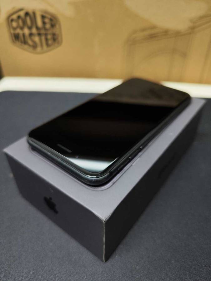 iPhone 8 SPACE GREY 64GB