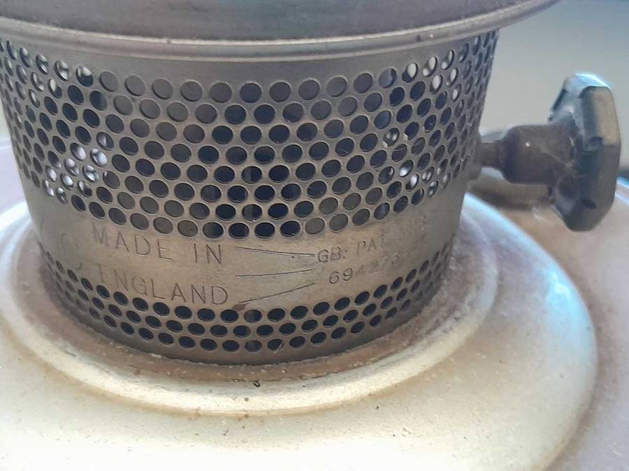 Vintage Aladdin lamp